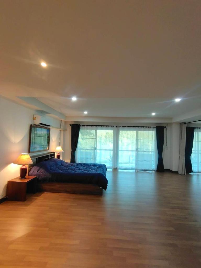 Alpine Mansion photo 2