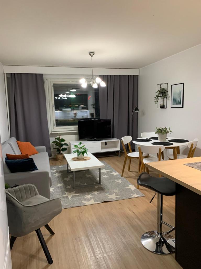 StarHomes 2 BR City Apartment photo 4