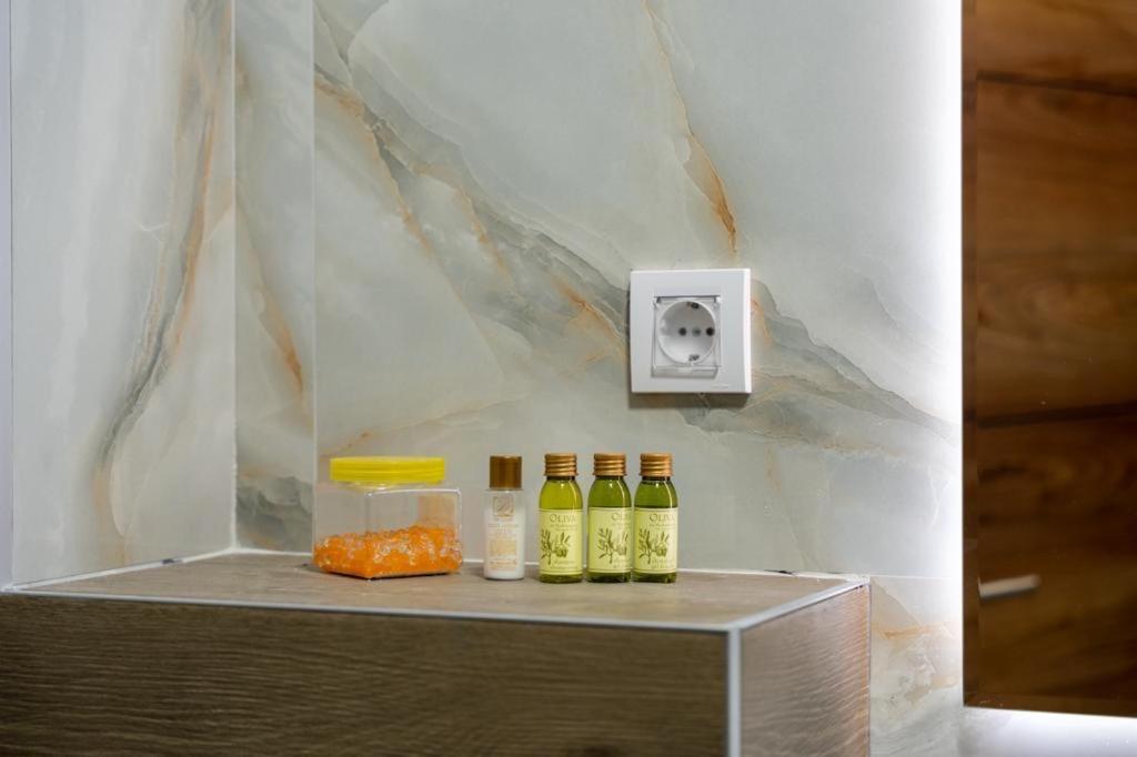 Mans lux 8 Apartman photo 3