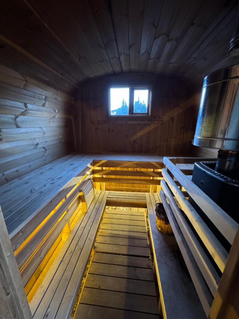 Villa with pool and sauna photo 4