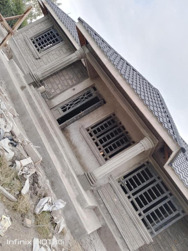 YAYANI GATE B photo 2