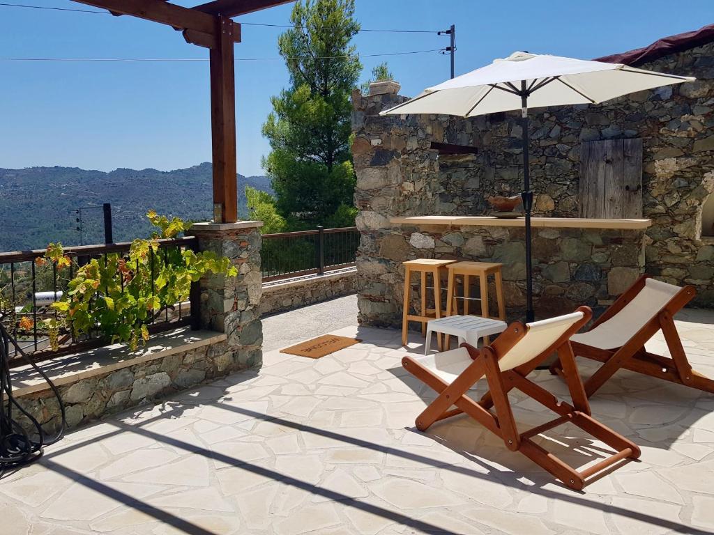 Traditional House with Mountain View - Dierona Village photo 4