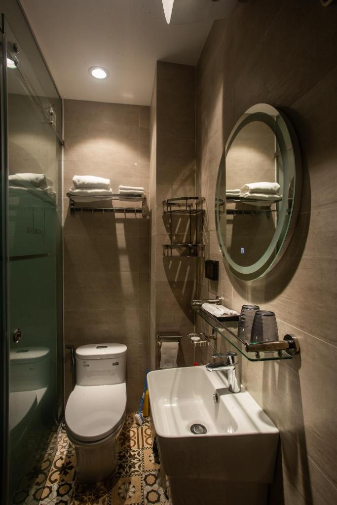 Lanha Hotel - Homestay