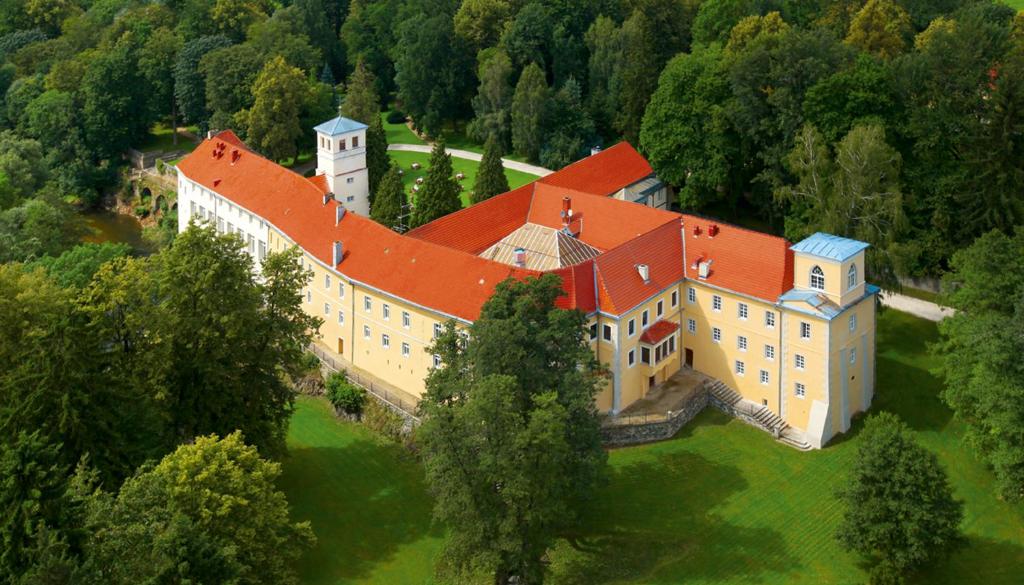 Zamek Na Skale photo 2