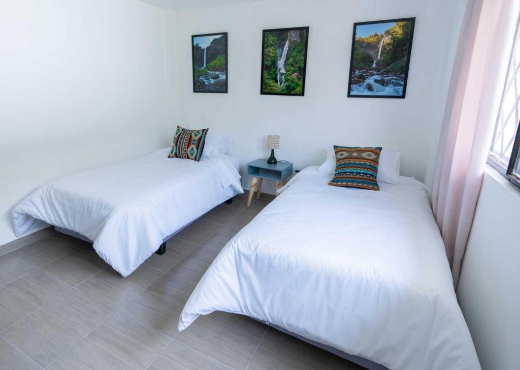 HolyBaños Amazing 3BR Villa with Hot Tub photo 2