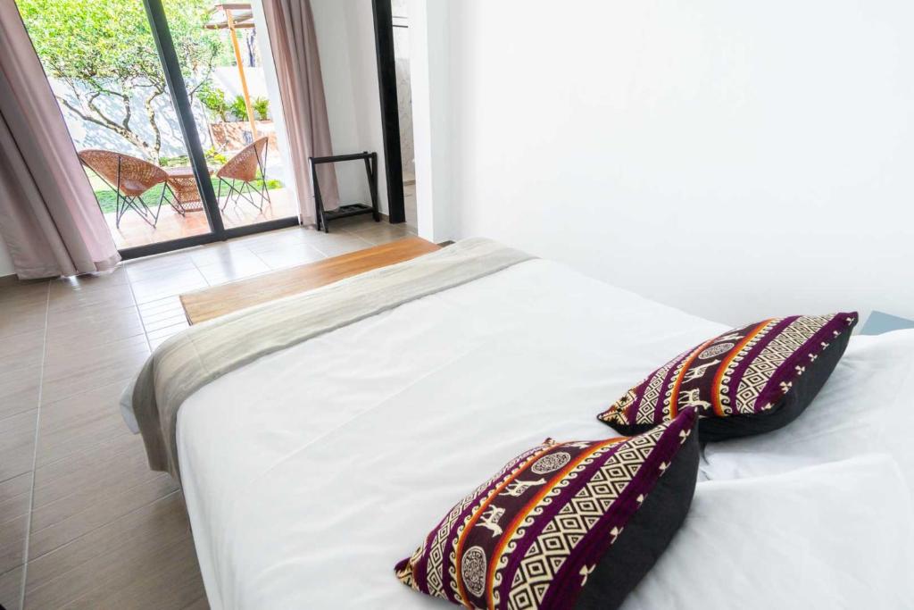 HolyBaños Amazing 3BR Villa with Hot Tub photo 1