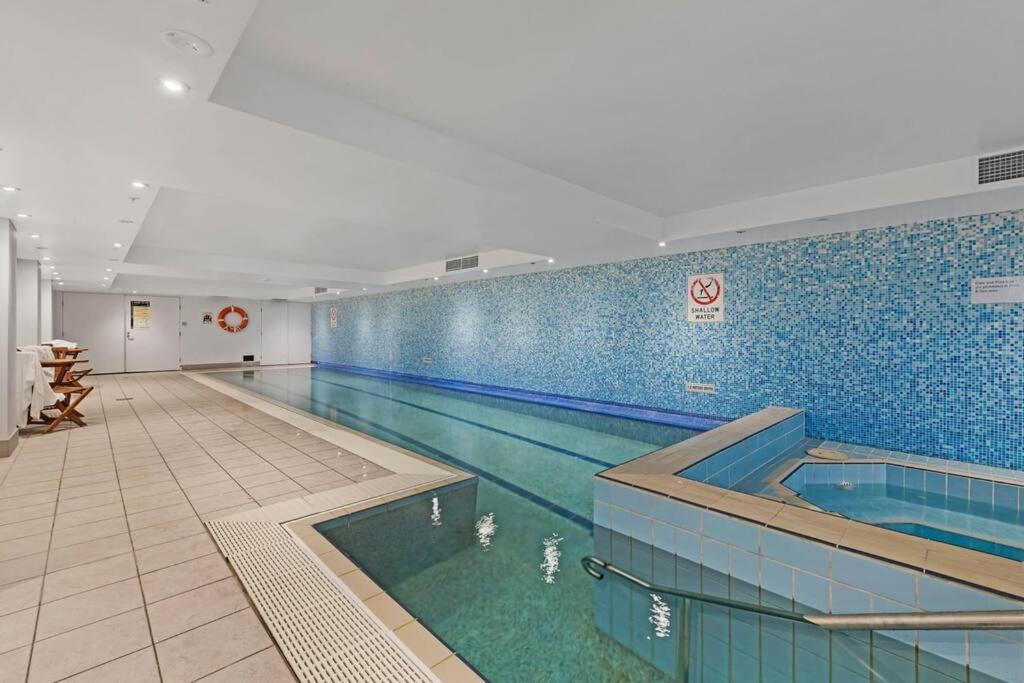 Convenient Cozy Studio Next to Chatswood Station photo 2