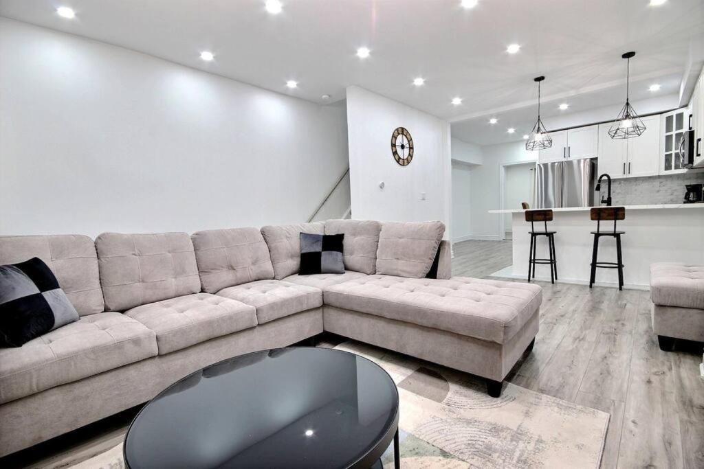 Luxury home by Tim Hortons Field photo 2