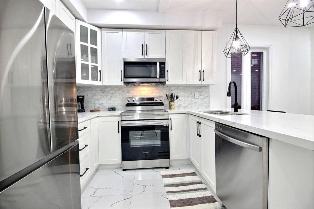 Luxury home by Tim Hortons Field photo 4