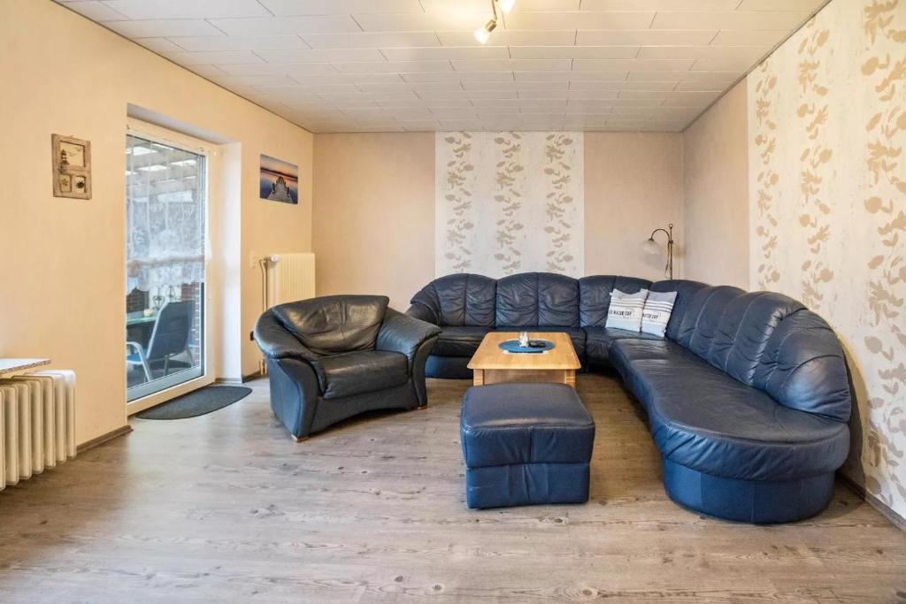 Das Ferienhaus am Siel befindet sich im Warfendorf Nesse und bietet alles, was Sie für einen erholsamen Urlaub benötigen.
