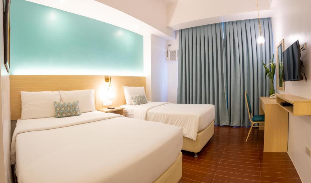 Allure Hotel & Suites photo 1
