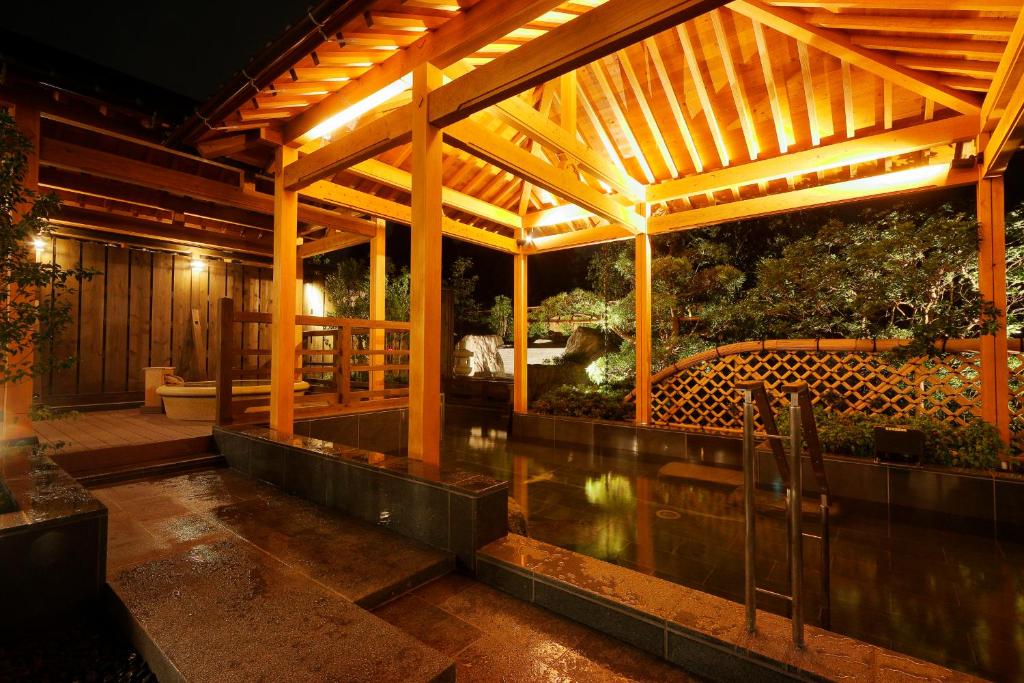 International Resort Hotel Yurakujo photo 3