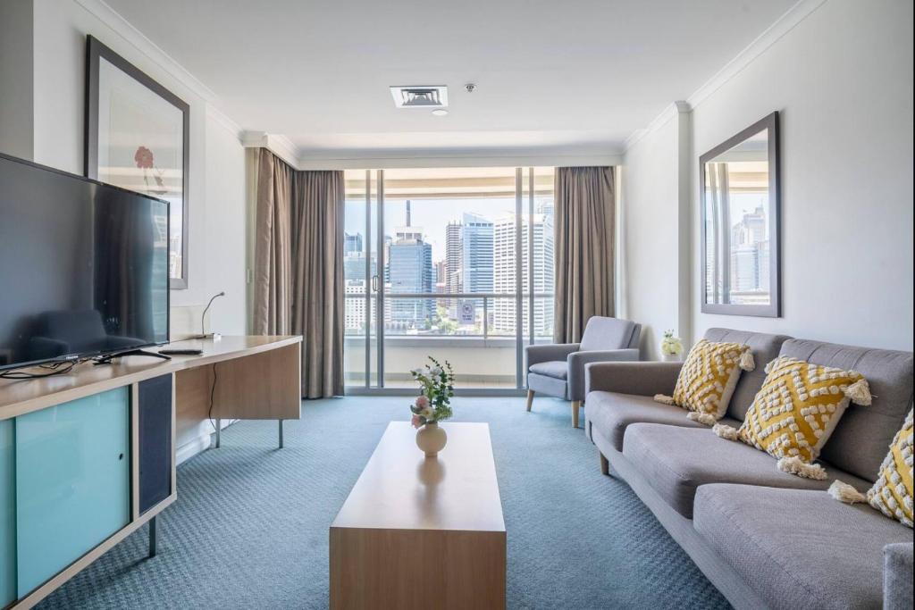 Spectacular Darling Harbour View Apartment & Parking photo 2