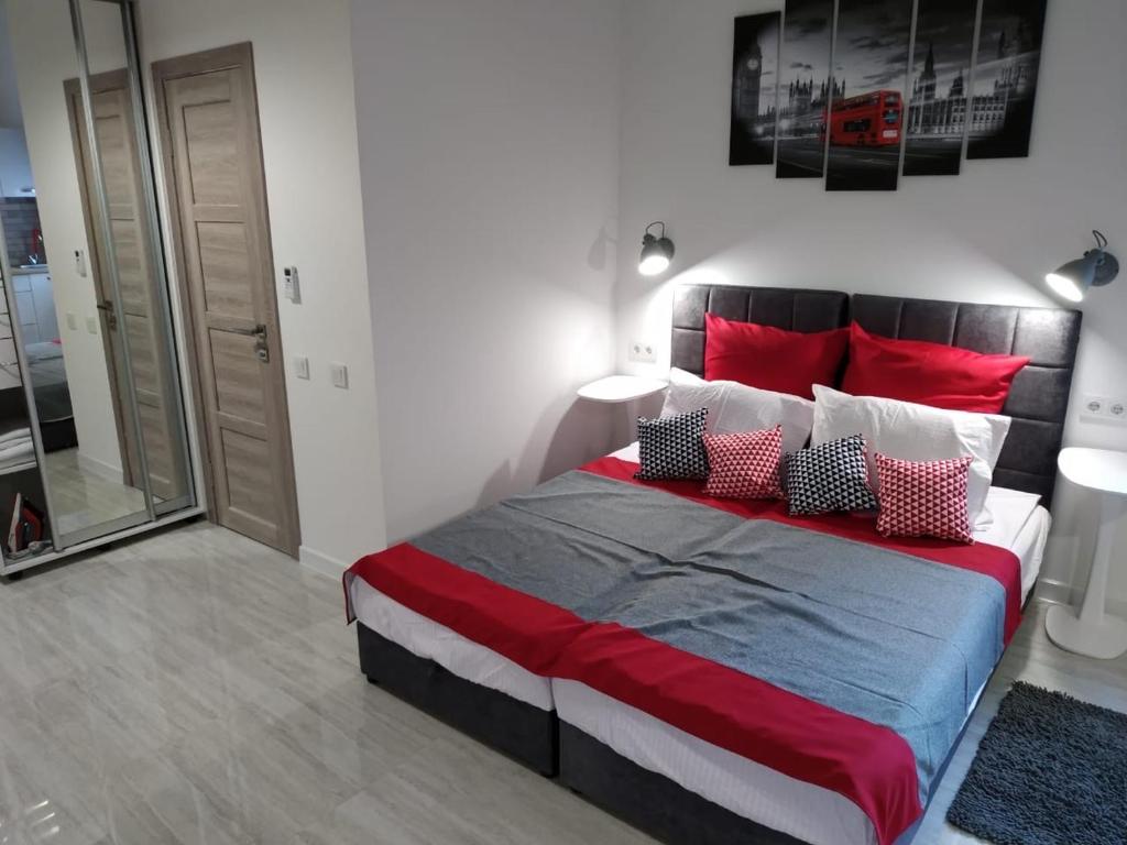 Apartment for rent in the city center of Kharkiv K18 Elinaflats photo 3
