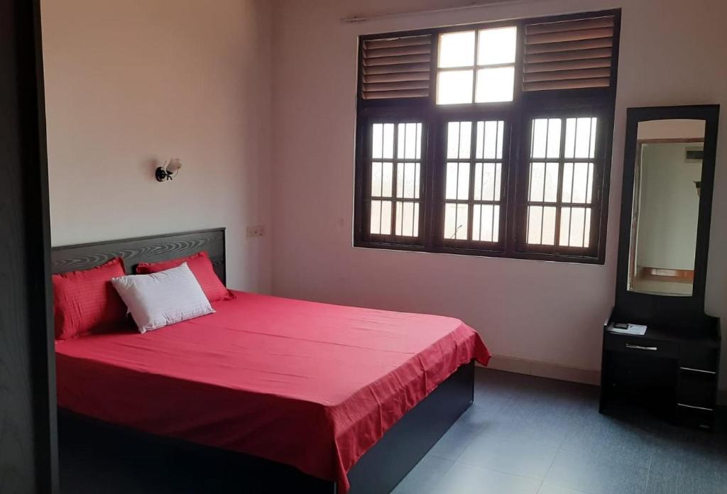 Party allowed Ja Ela Luxury entire home with 4 rooms photo 1