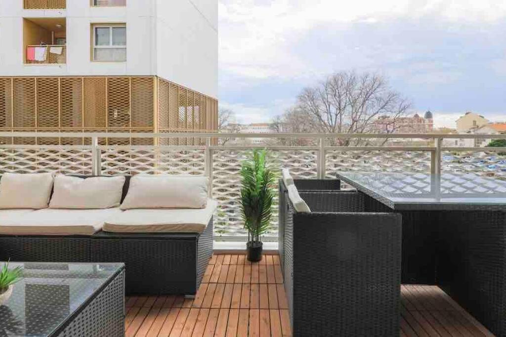 Logement Moderne Luxueux Parking AC côté de la mer photo 1