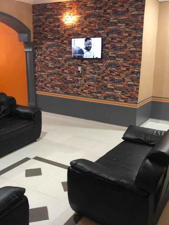 MAVINIK'S (Ogun State) HOTEL, SUITES AND LOUNGE photo 4