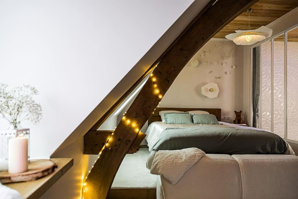 La Mezzanine de l'Etoile suite avec jacuzzi privé photo 2