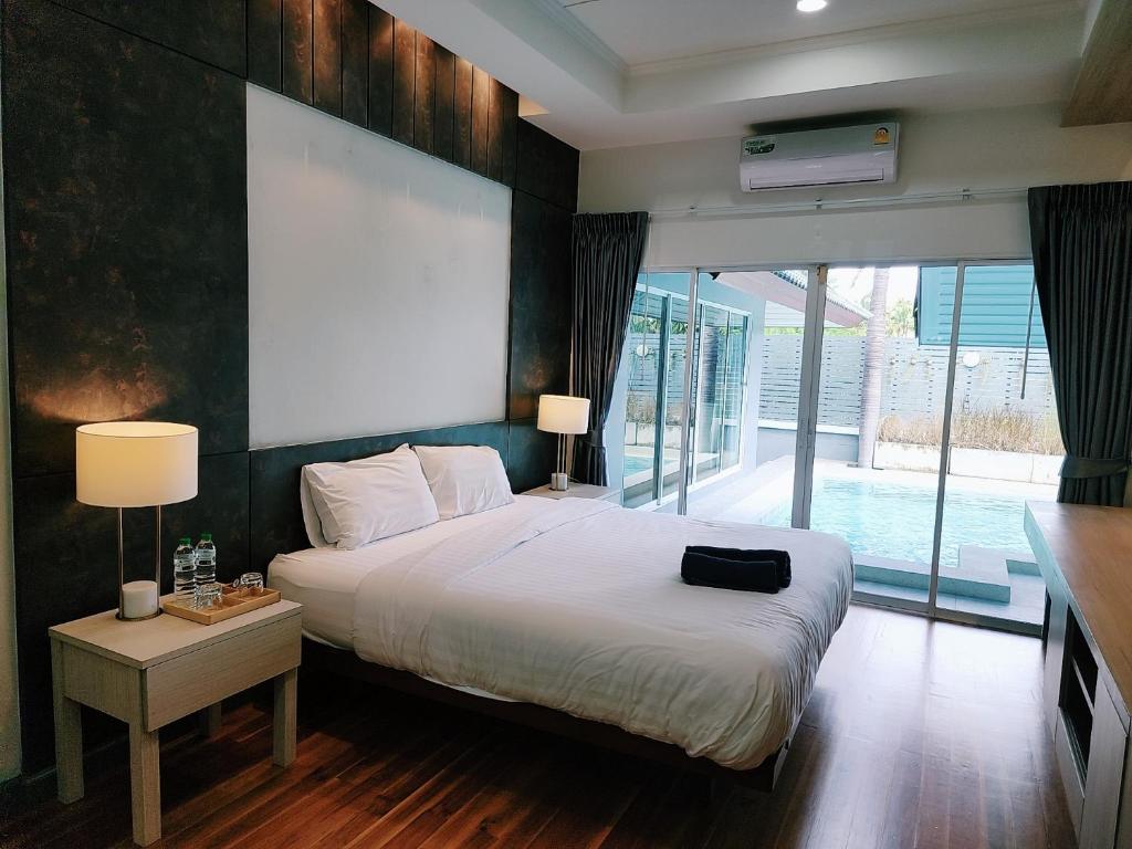 I am pool villa Pattaya no 5 photo 2