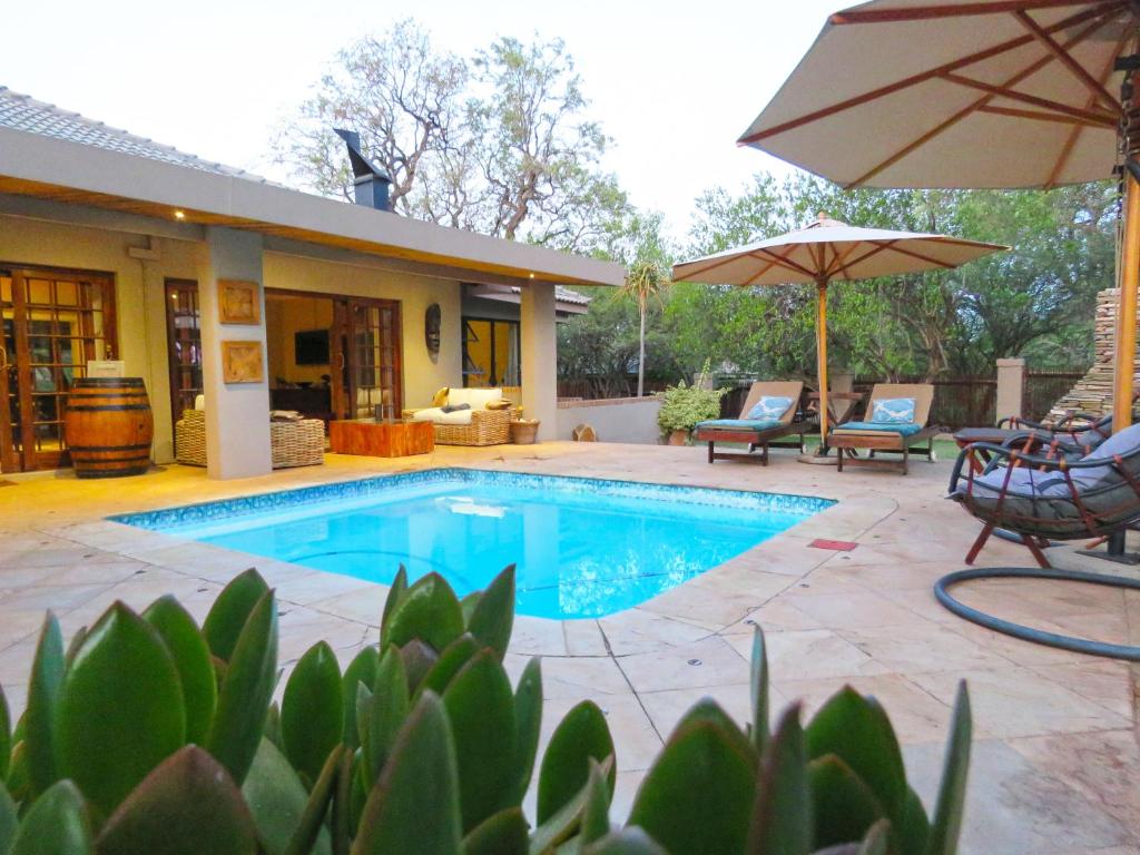 Wild Dog Guest Lodge photo 1