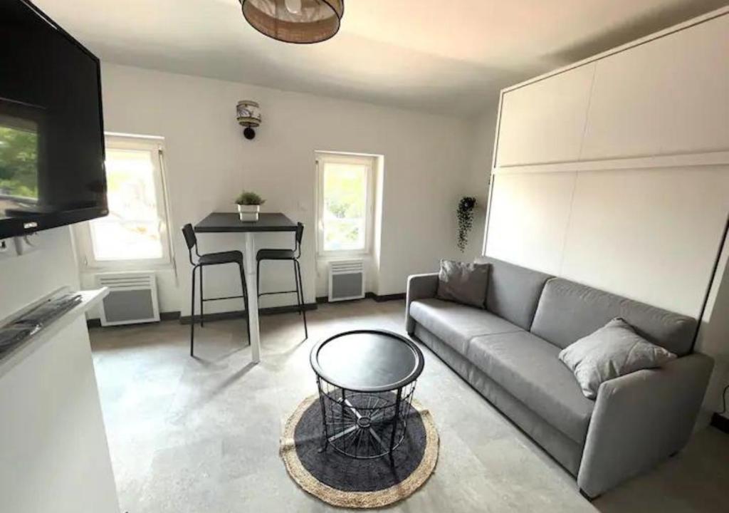 RESIDENCE LES JOYAUX photo 1
