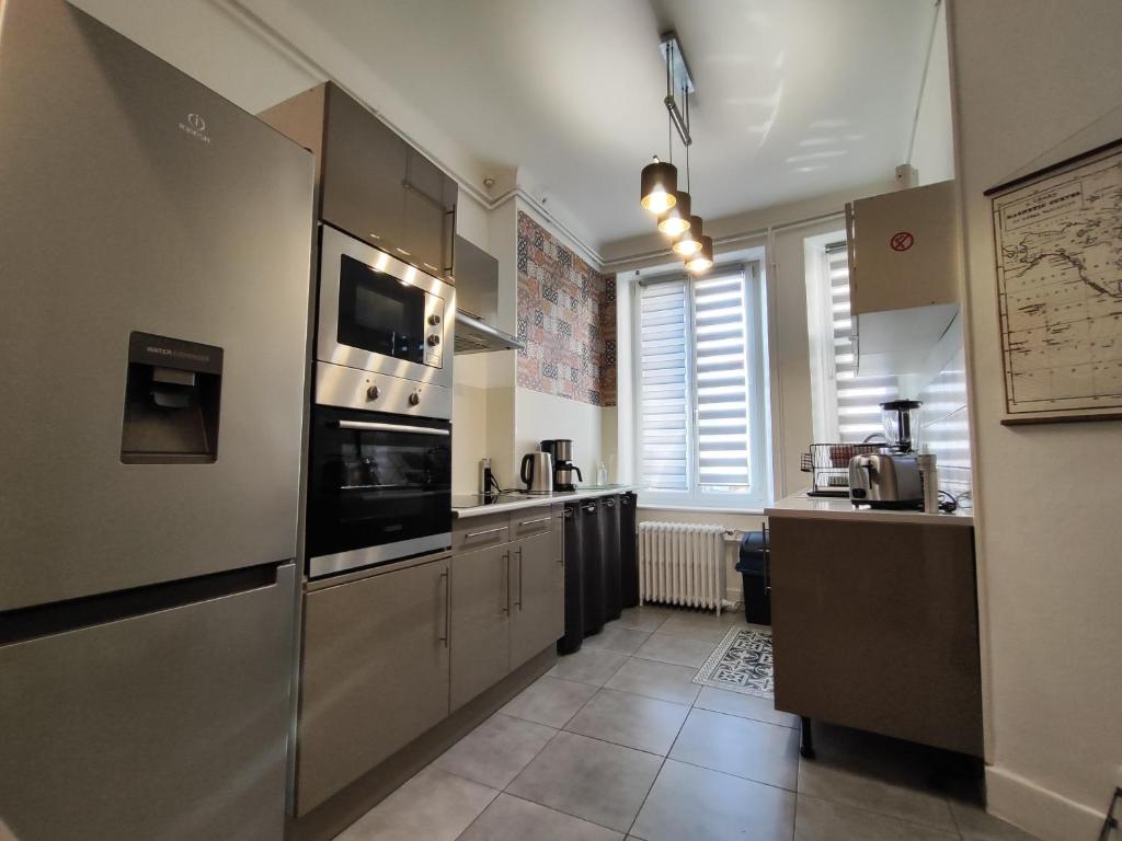 Toul superbe appartement plein centre photo 2