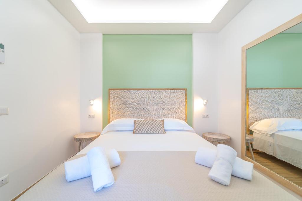 Mensos Rooms Guesthouse Room Type - Economy Double Room