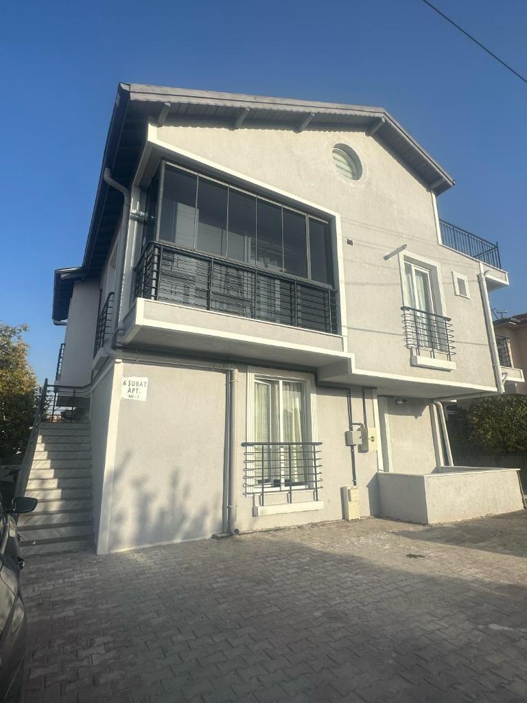 6 şubat apartmanı photo 2