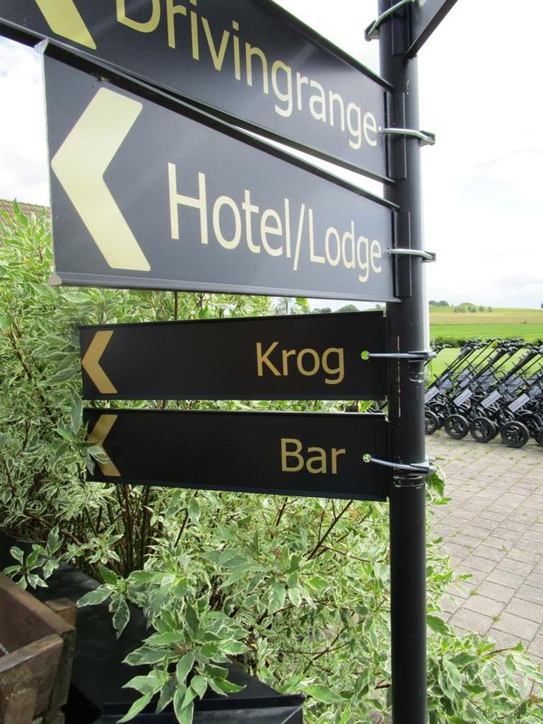 Bjäre Golfklubb Hotel & Lodge photo 1