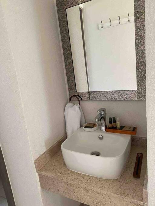 Hermoso Apartamento con club de playa photo 4