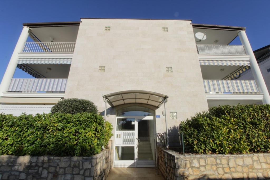 Apartment Crvena uvala photo 1
