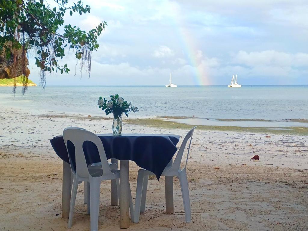 Camotes Nook - Budget Beautiful photo 2