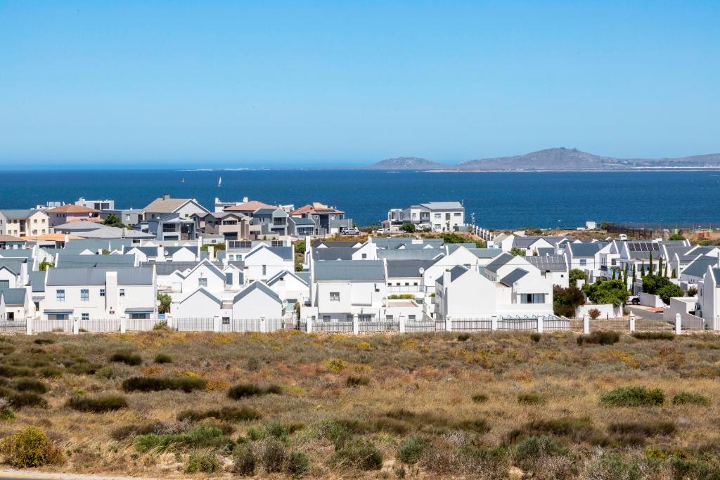 Nivica 56 Luxury Apartment Langebaan photo 4