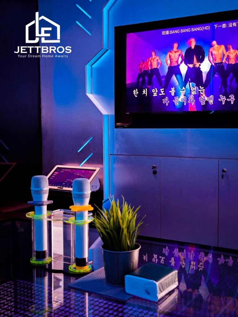 JettBros D' Amore Paradiso @Mount Austin JB photo 2