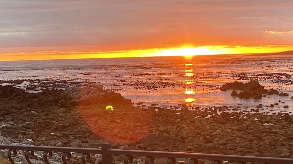 Onrus Sunset Beach House photo 1