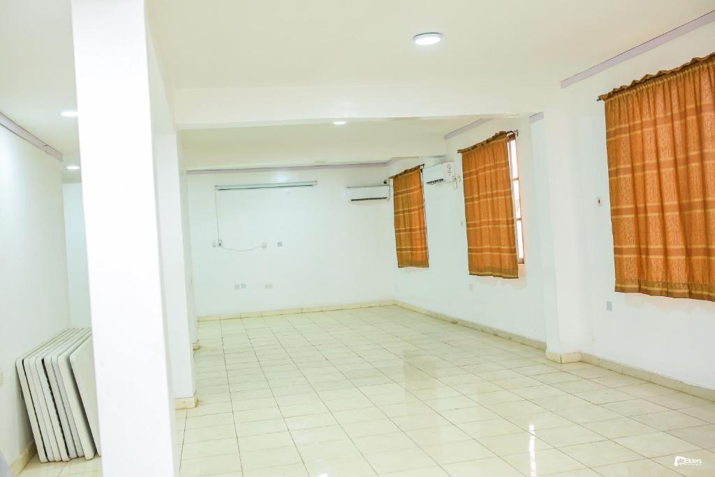 Suru Express Hotel Plus Ikorodu photo 3
