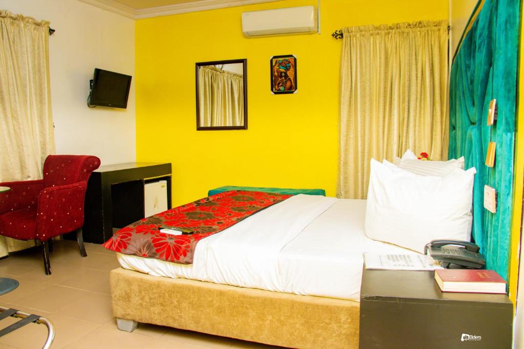 Suru Express Hotel photo 3