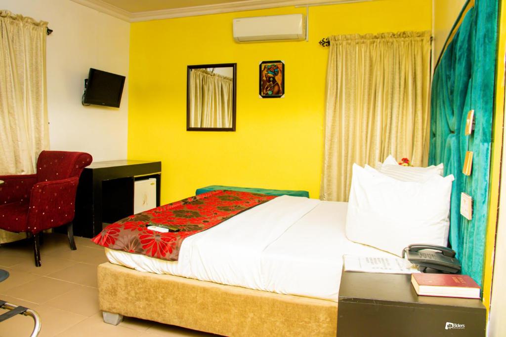 Suru Express Hotel photo 4