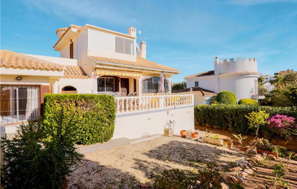 Nice Home In Cabo De Palos With 3 Bedrooms And Wifi