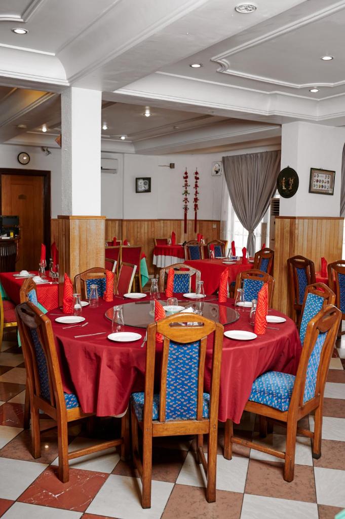 ROYAL PARK HOTEL AND CHINESE RESTAURANT photo 3