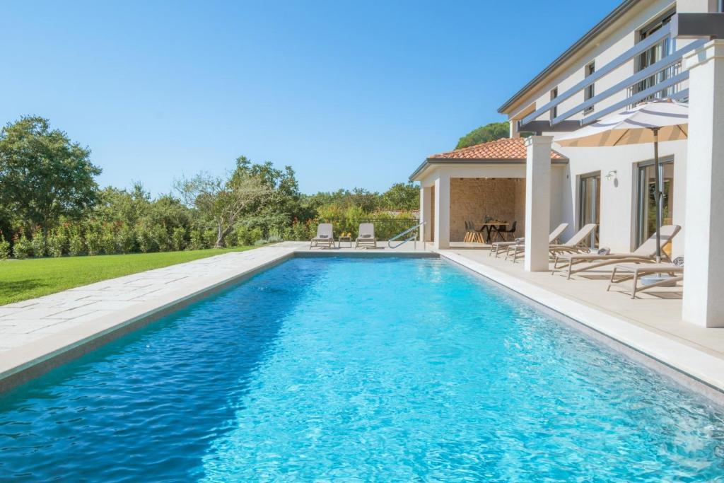 Villa Frida in Vizinada, Poreč by Istrabook photo 3
