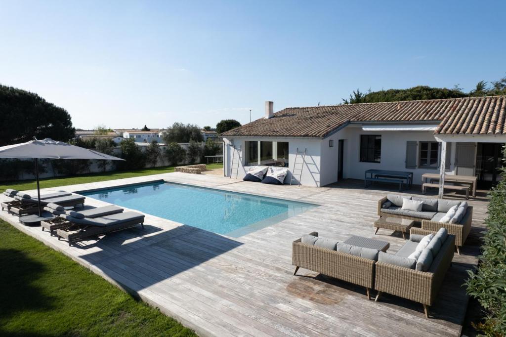 Villa Madame - Pool - Near Beach and Golf photo 3