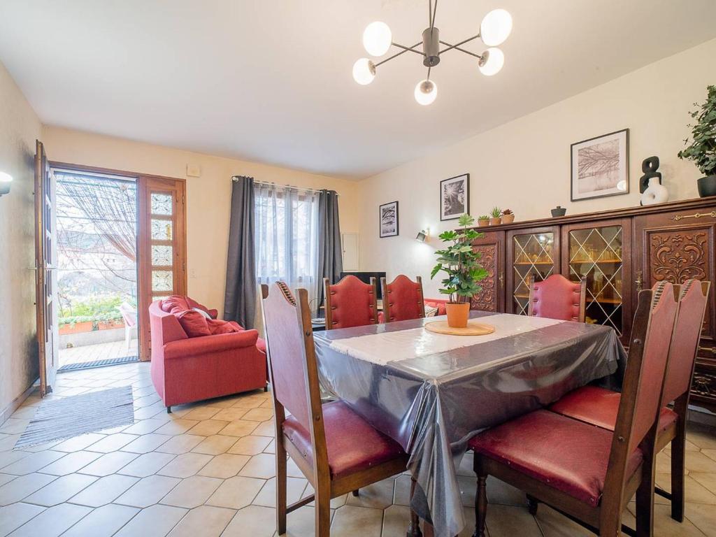 Maison Céret, 4 pièces, 4 personnes - FR-1-703-96 photo 1