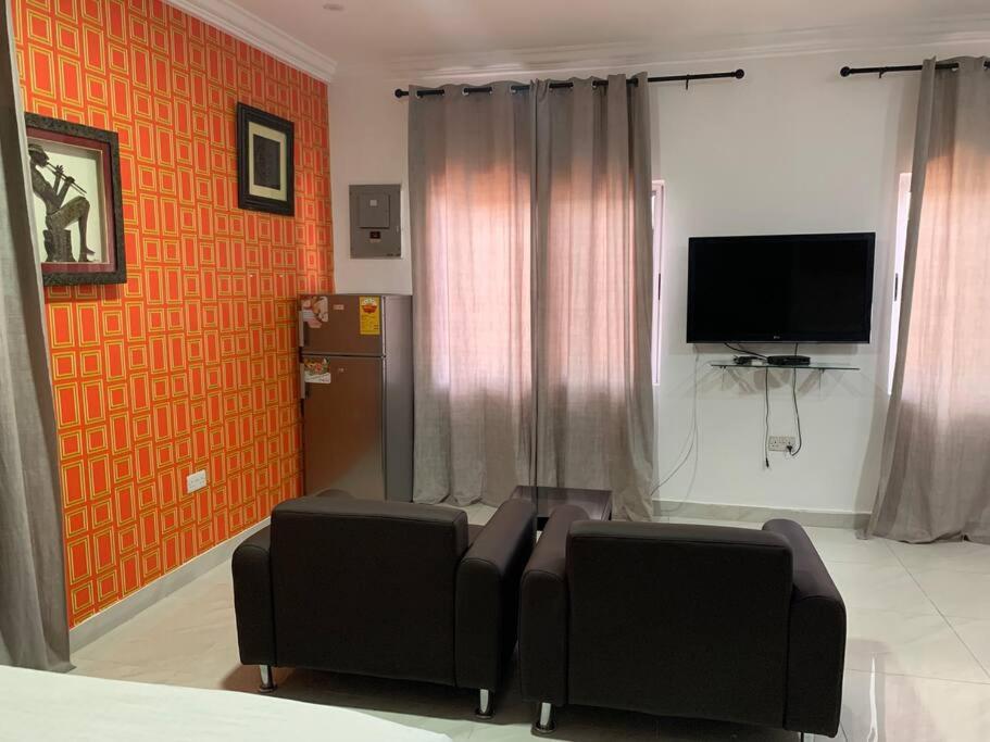 Comfortable Studio Apartment photo 2