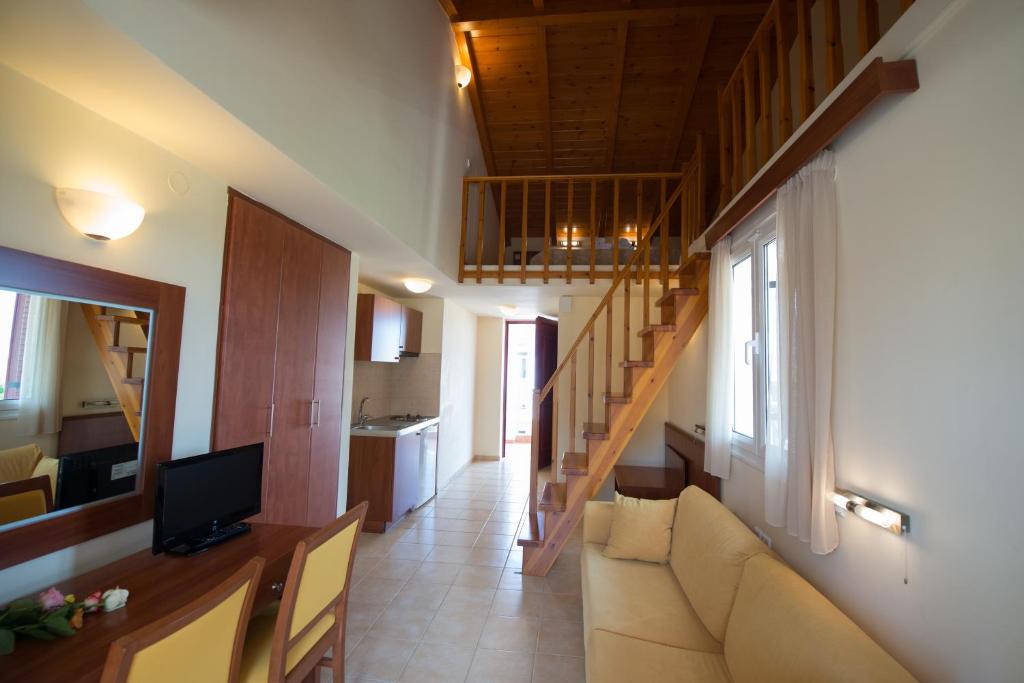 Summertime Inn photo 4