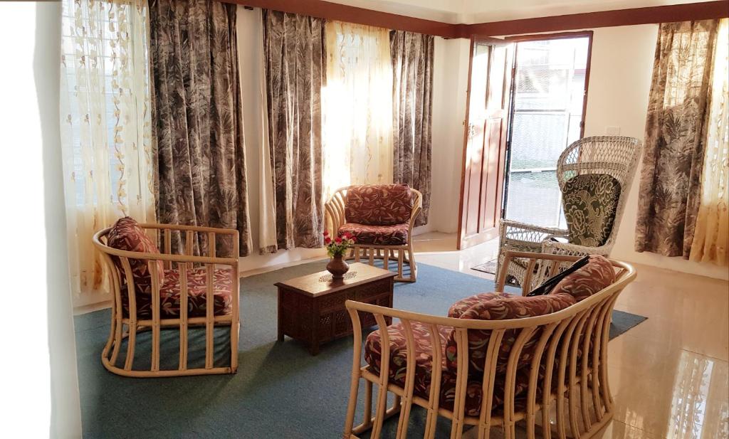 Jetpoint Furnished 2 bedroom photo 1