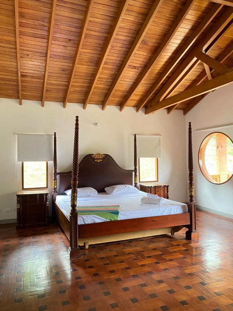 EL LAGO HOTEL photo 4
