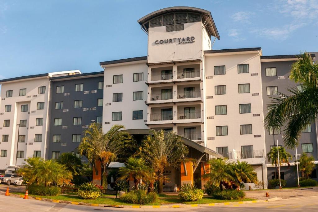Courtyard by Marriott San Salvador photo 3