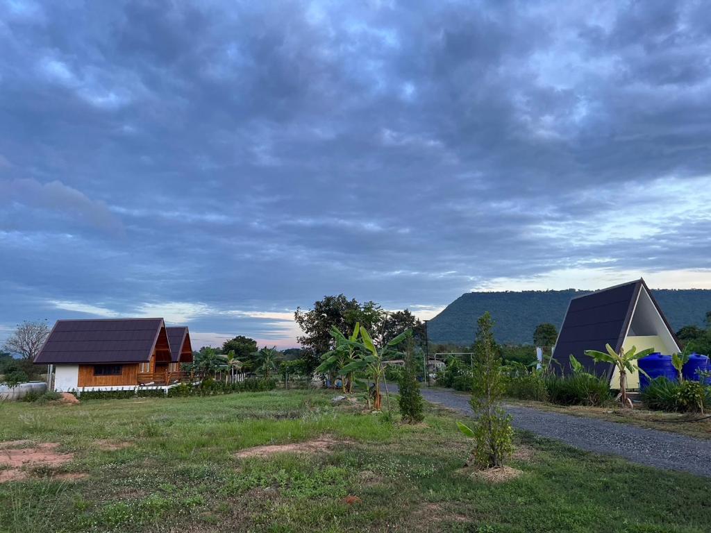 สวนเบอร์รีแคมป์ทนายจุฬา Berry Camp Korat photo 1