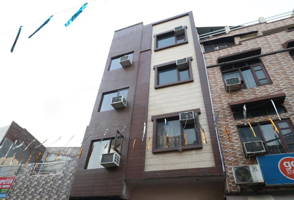 OYO Hotel Kapoor Residency